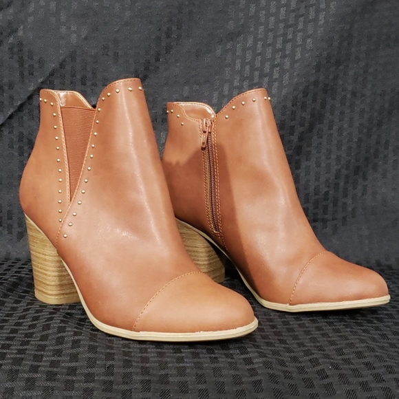 LC Lauren Conrad Shoes - Lauren Conrad booties